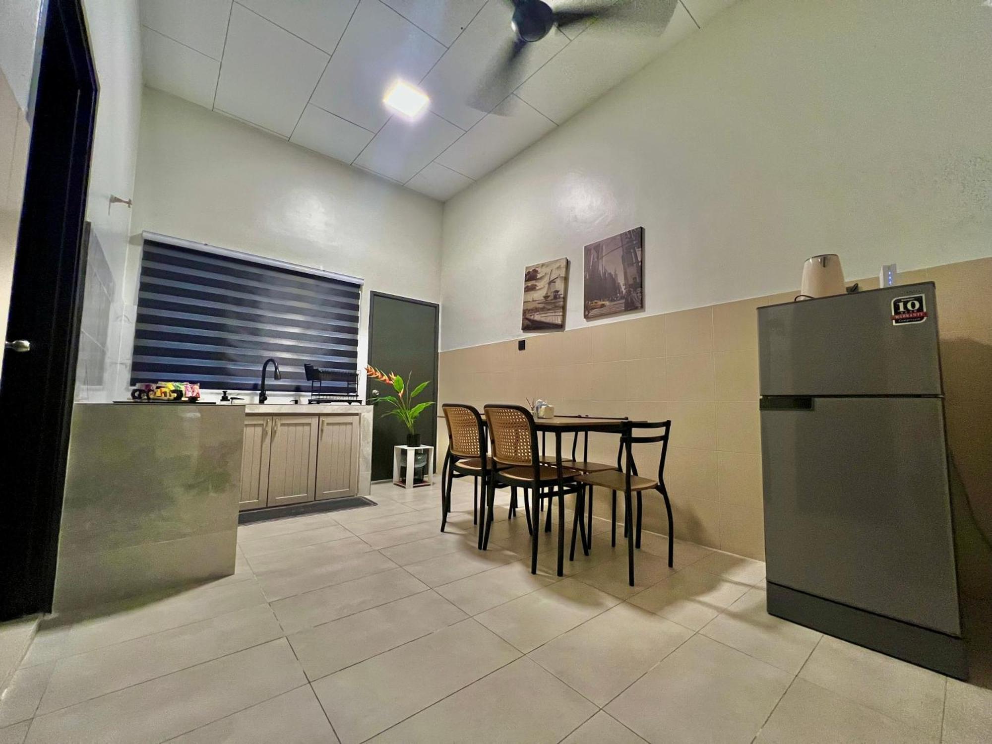 Quayside Cove Homestay - Corner House, Shah Alam Rimbayu Netflix Syok Tv Bbq Dış mekan fotoğraf