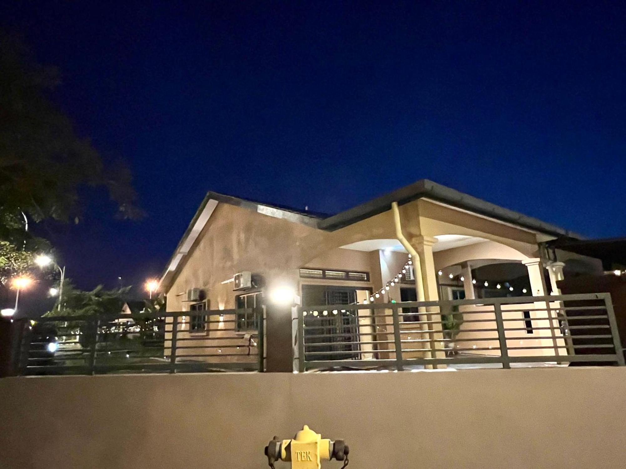 Quayside Cove Homestay - Corner House, Shah Alam Rimbayu Netflix Syok Tv Bbq Dış mekan fotoğraf